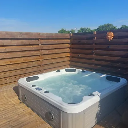 In Premium In Sainte-foy * Sainte-Foy (Vendee)